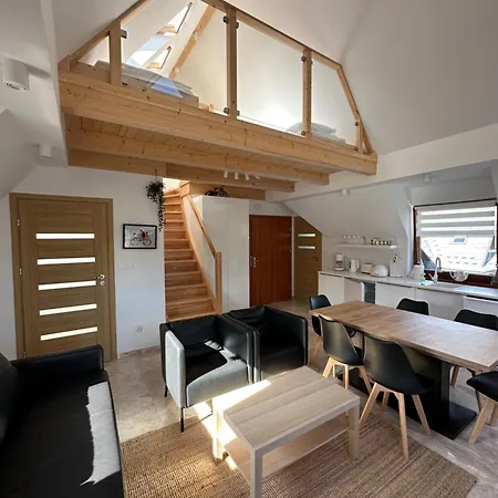 Nika Apartmán *